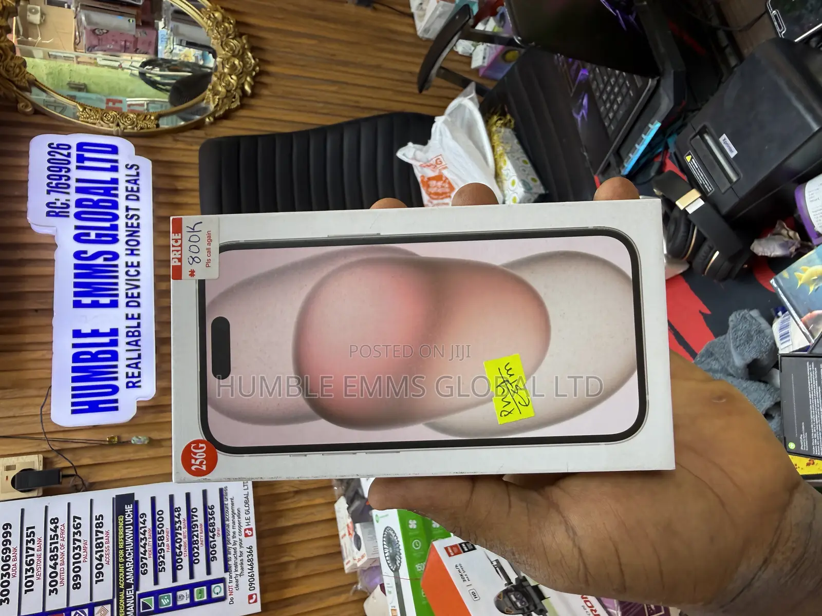 New Apple iPhone 15 256 GB Pink