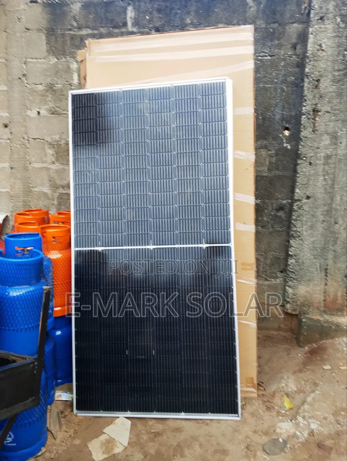600watts Solar Panels 144cells 16 Box Bar Now Availab Call