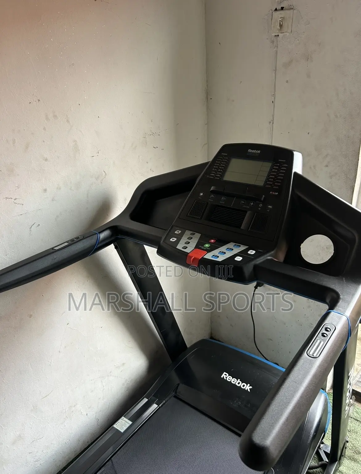 4hp Reebok Treadmill With Incline