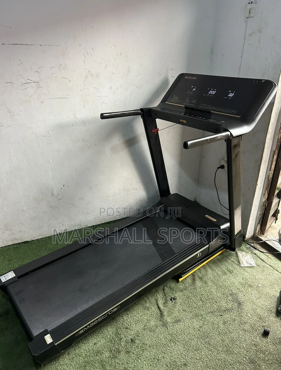 4hp New Modern Egojin Treadmill With Incline