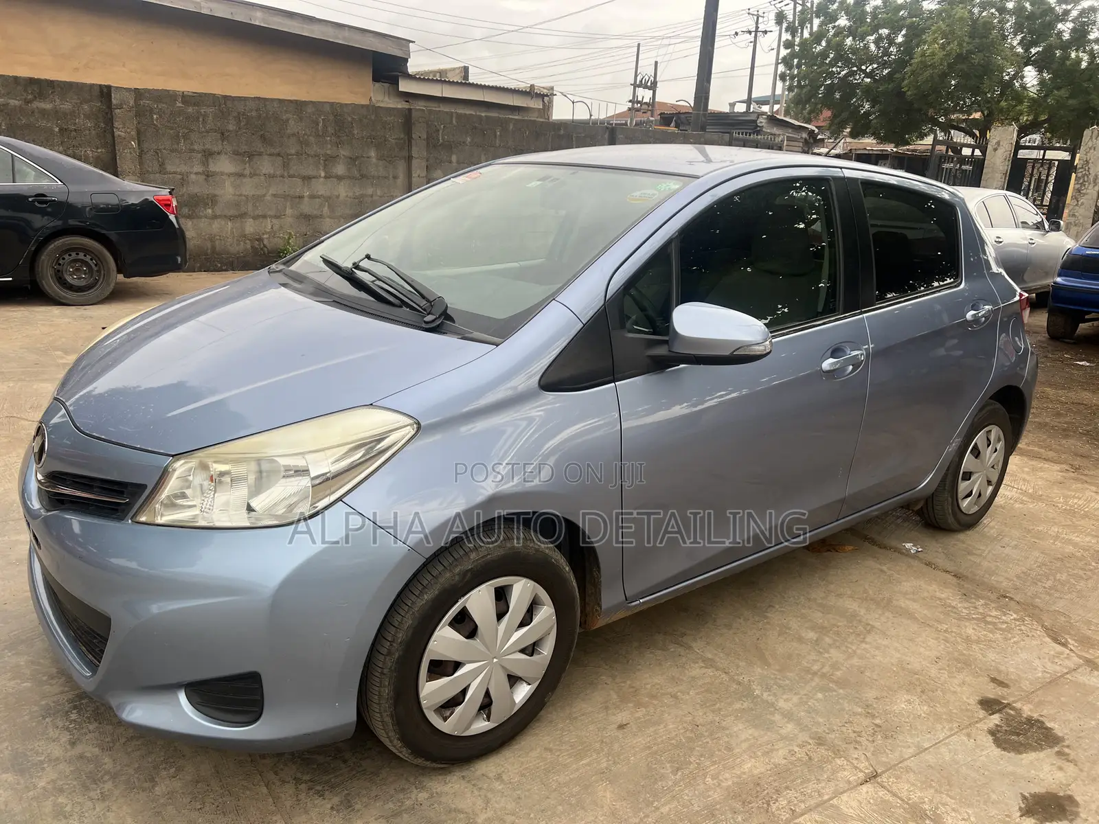 Toyota Vitz 2012 Blue
