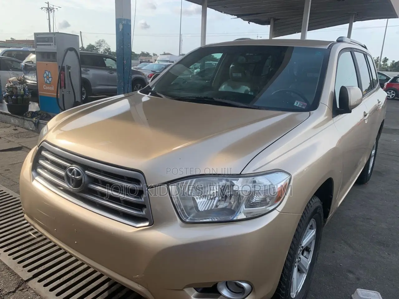 Toyota Highlander 2010 Gold