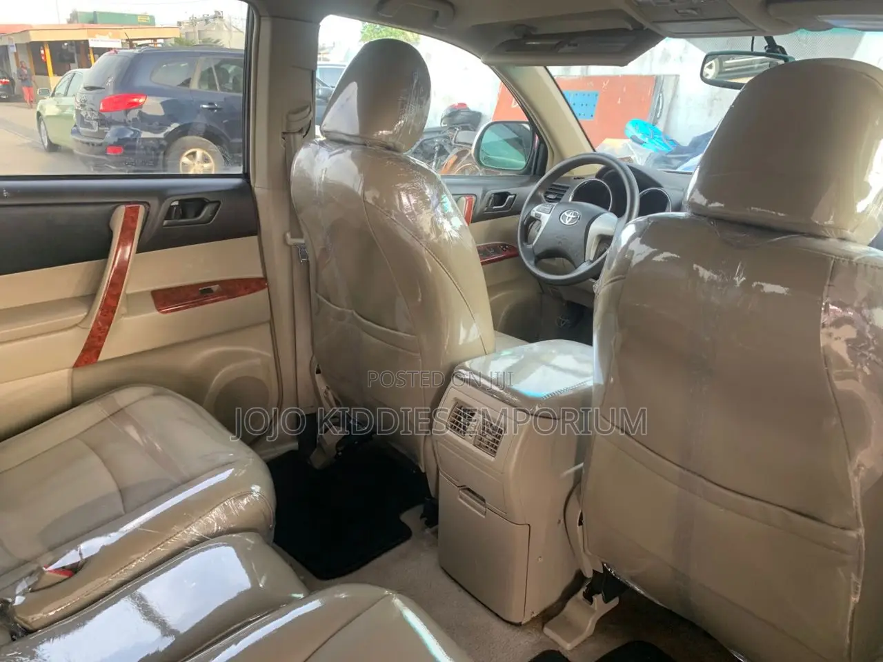 Toyota Highlander 2010 Gold