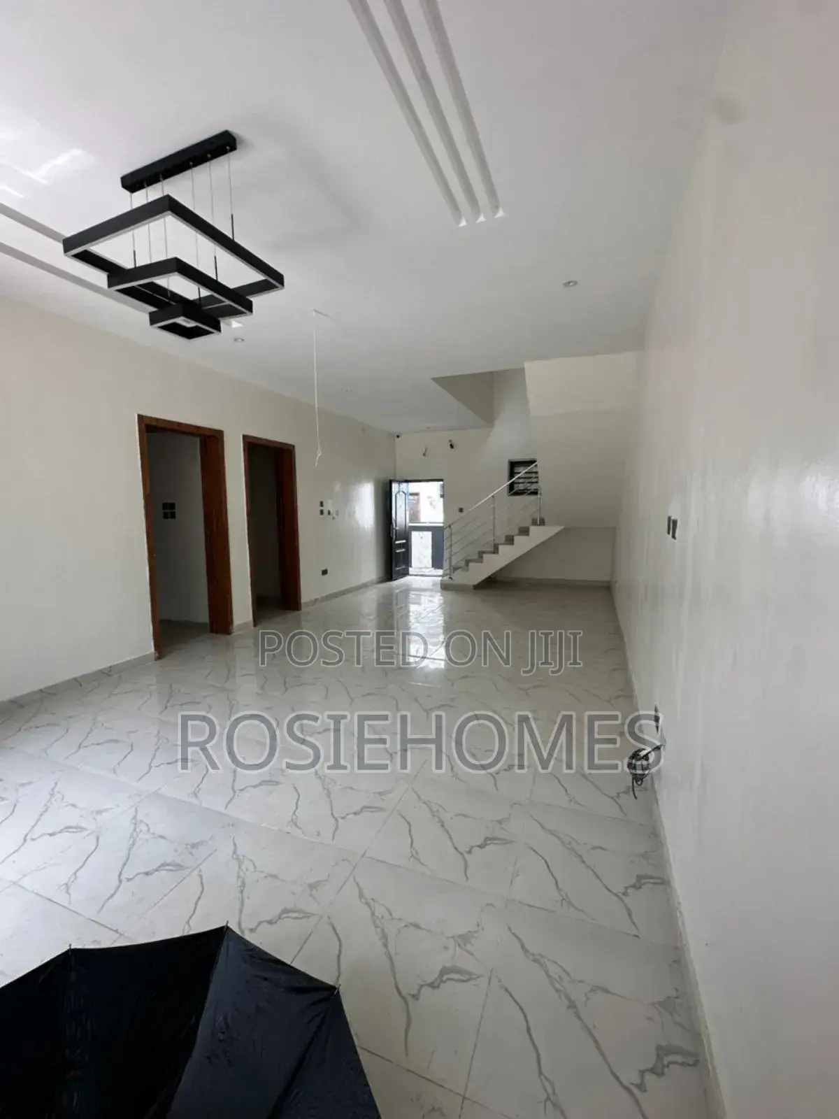 4bdrm Duplex in Light Estate, Adeola Odeku for rent