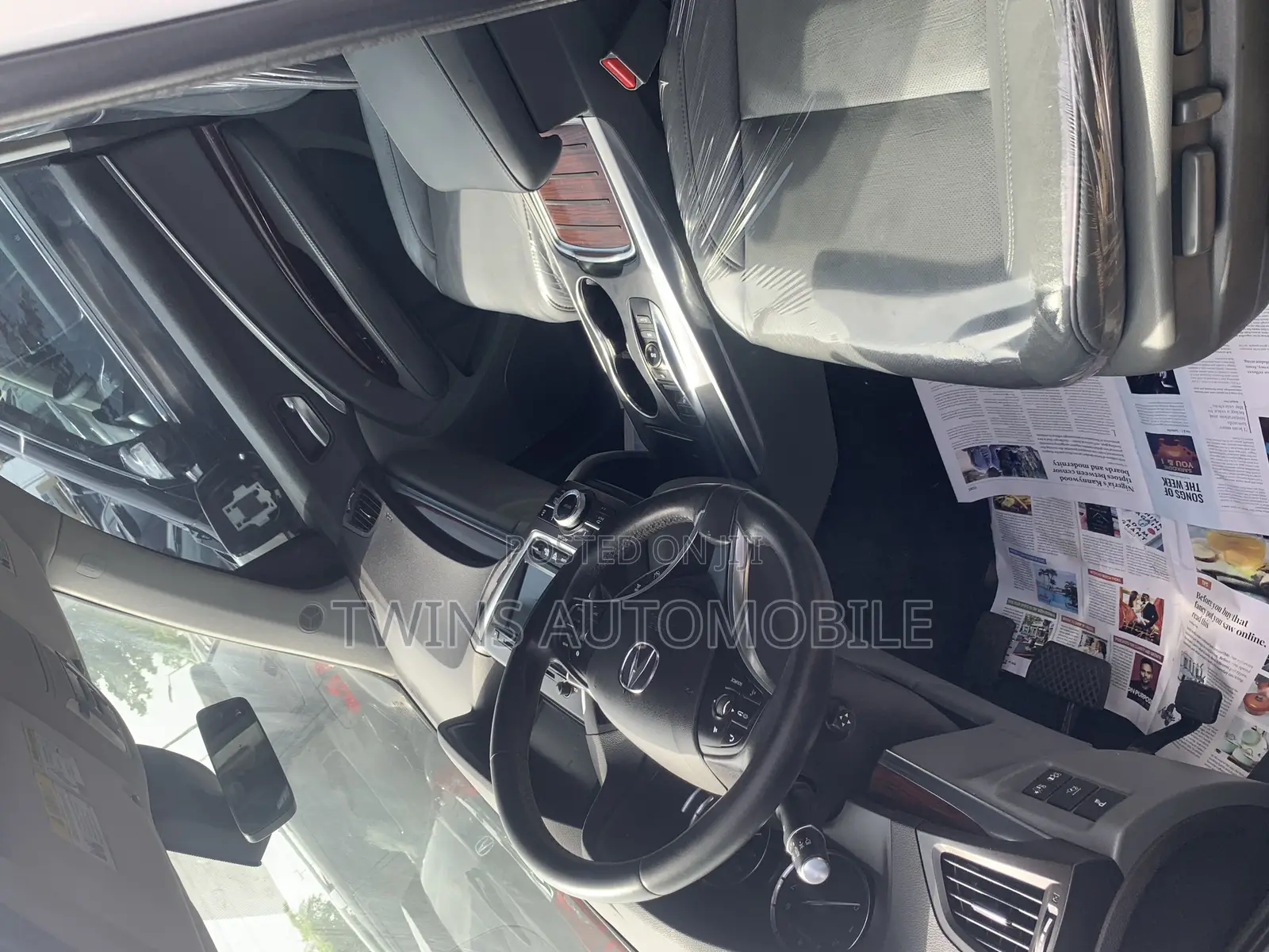 Acura MDX SUV 4dr FWD (3.5L 6cyl 9A) 2016 White