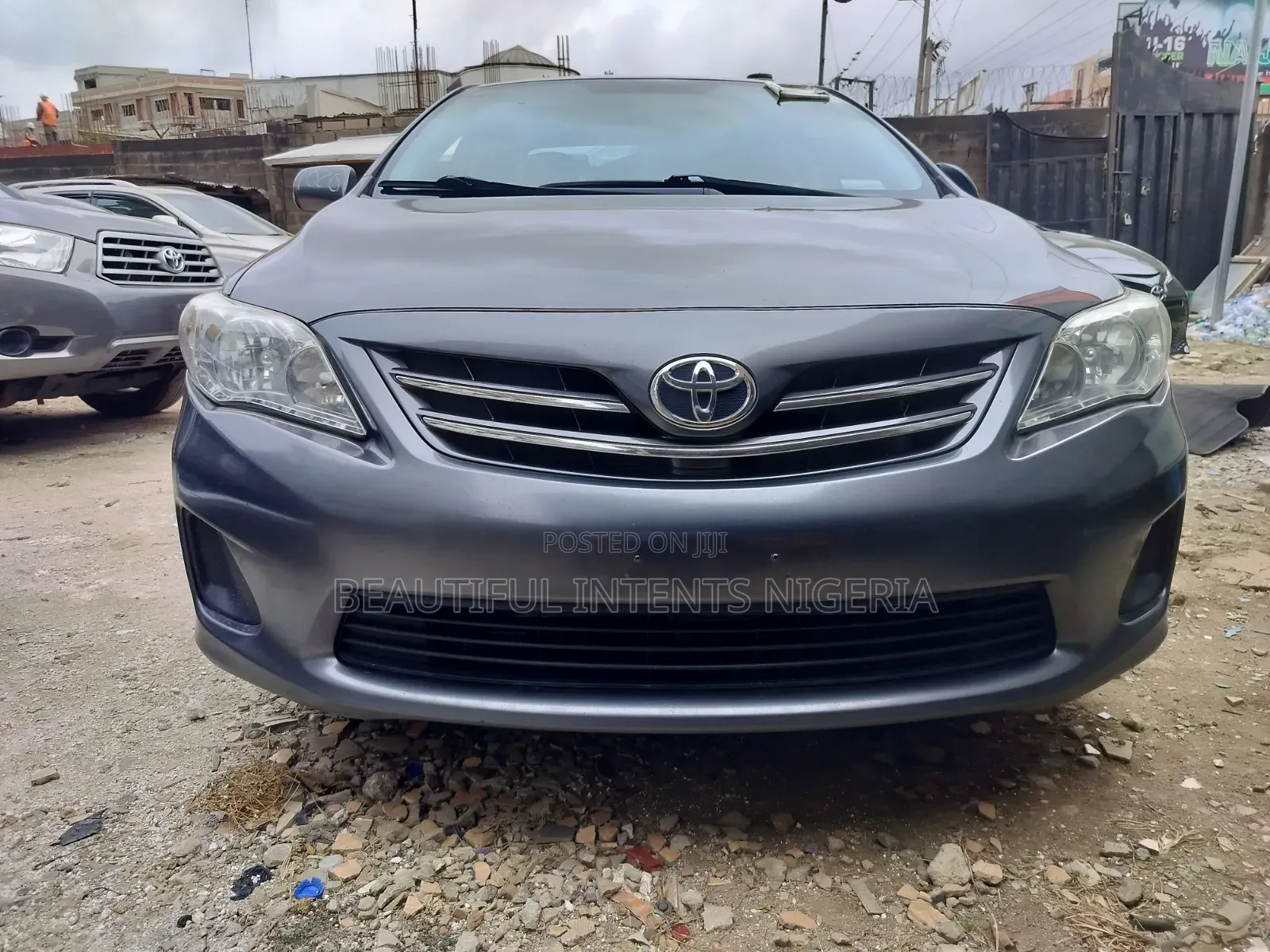Toyota Corolla LE 4dr Sedan (1.8L 4cyl 4A) 2013 Gray