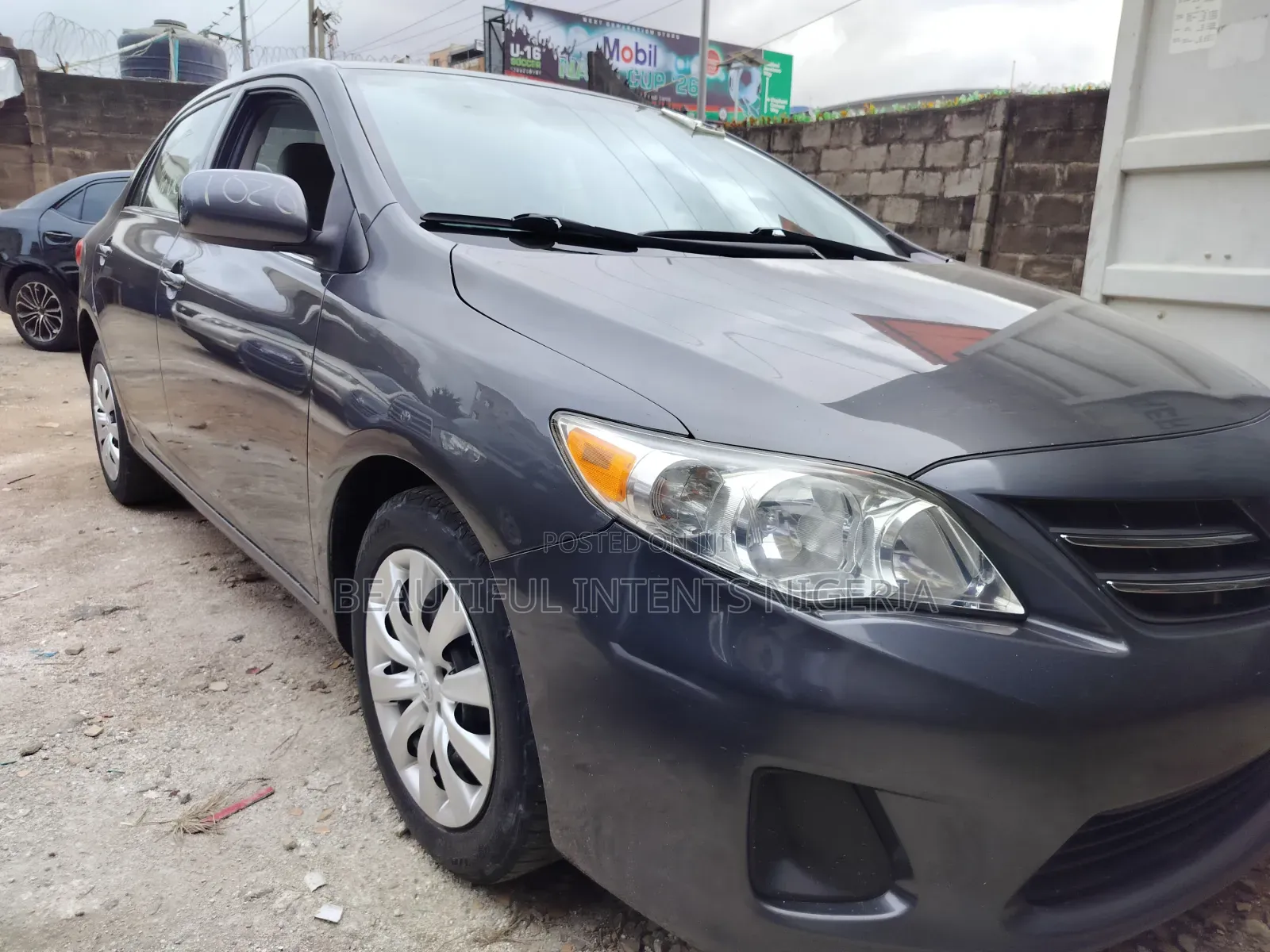 Toyota Corolla LE 4dr Sedan (1.8L 4cyl 4A) 2013 Gray