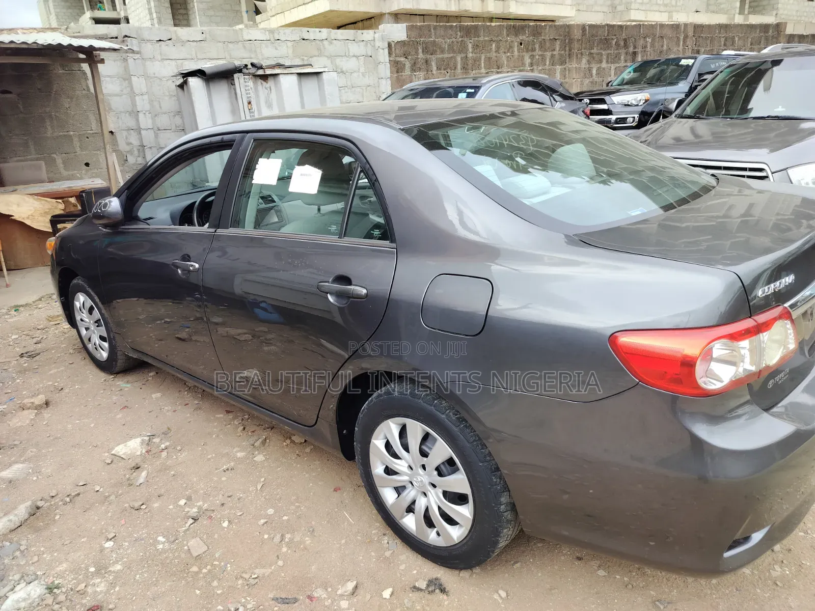 Toyota Corolla LE 4dr Sedan (1.8L 4cyl 4A) 2013 Gray