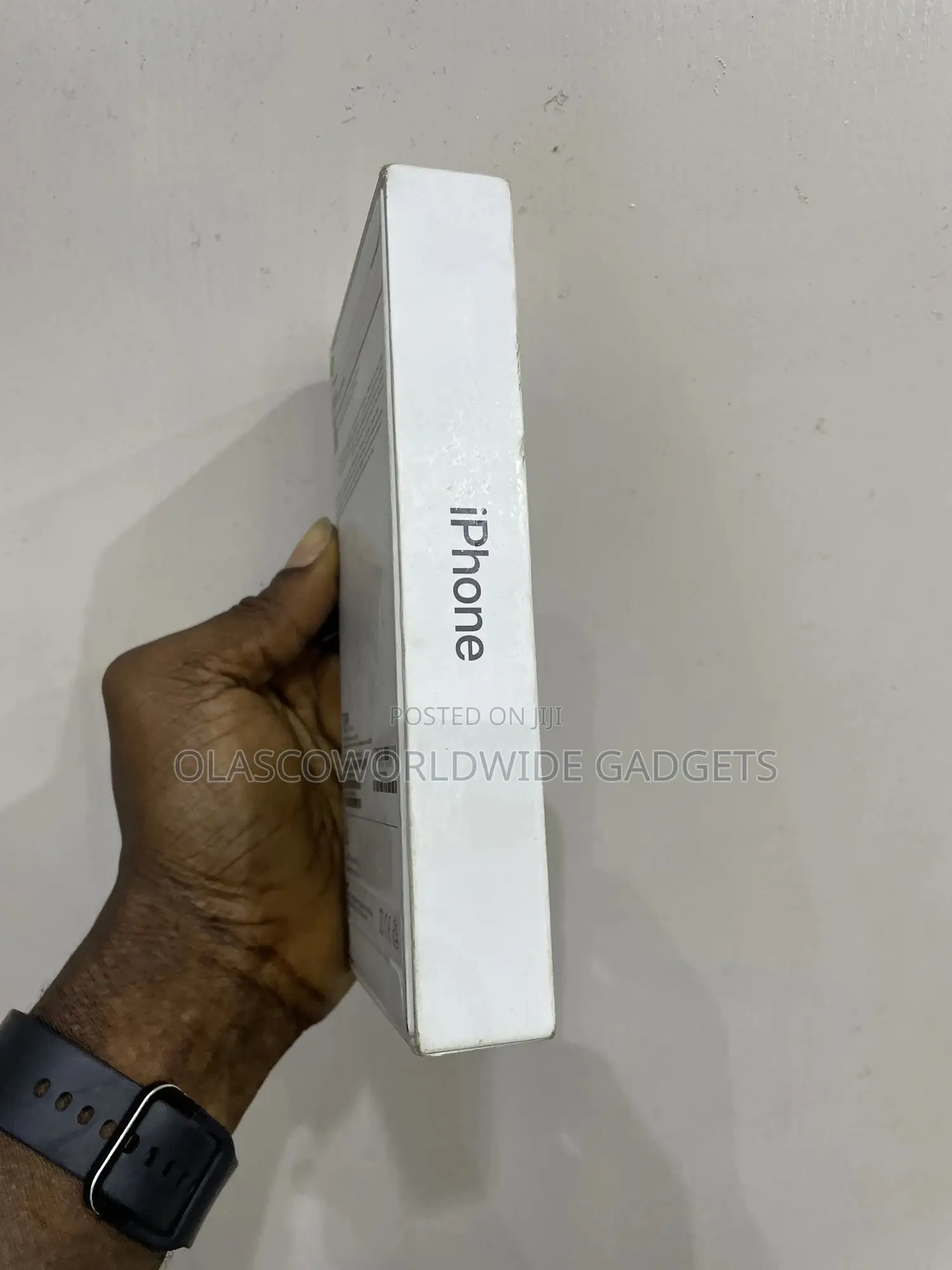 New Apple iPhone 16 128 GB Black
