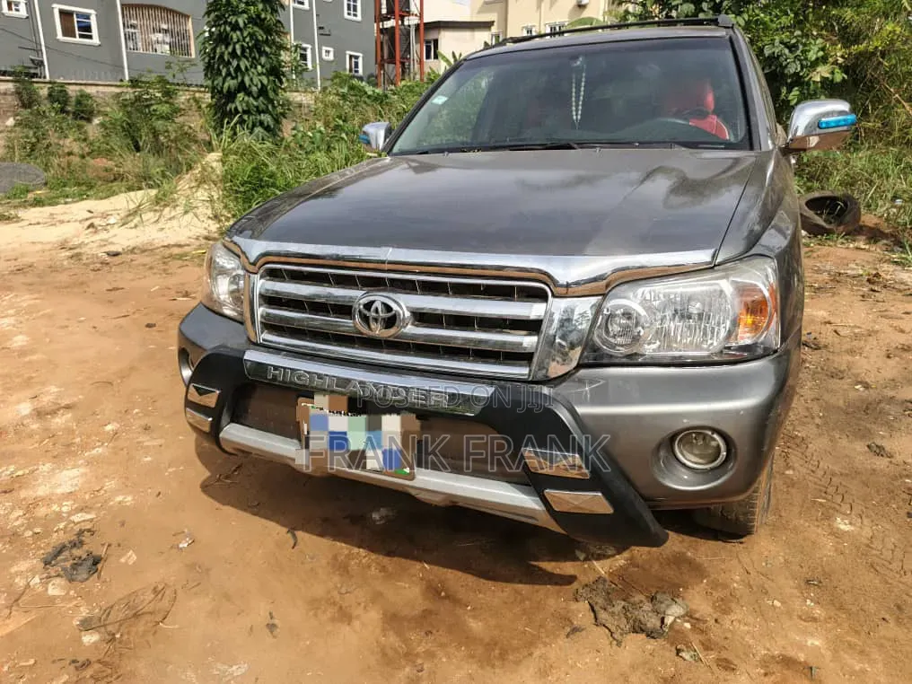 Toyota Highlander 2004 Gray