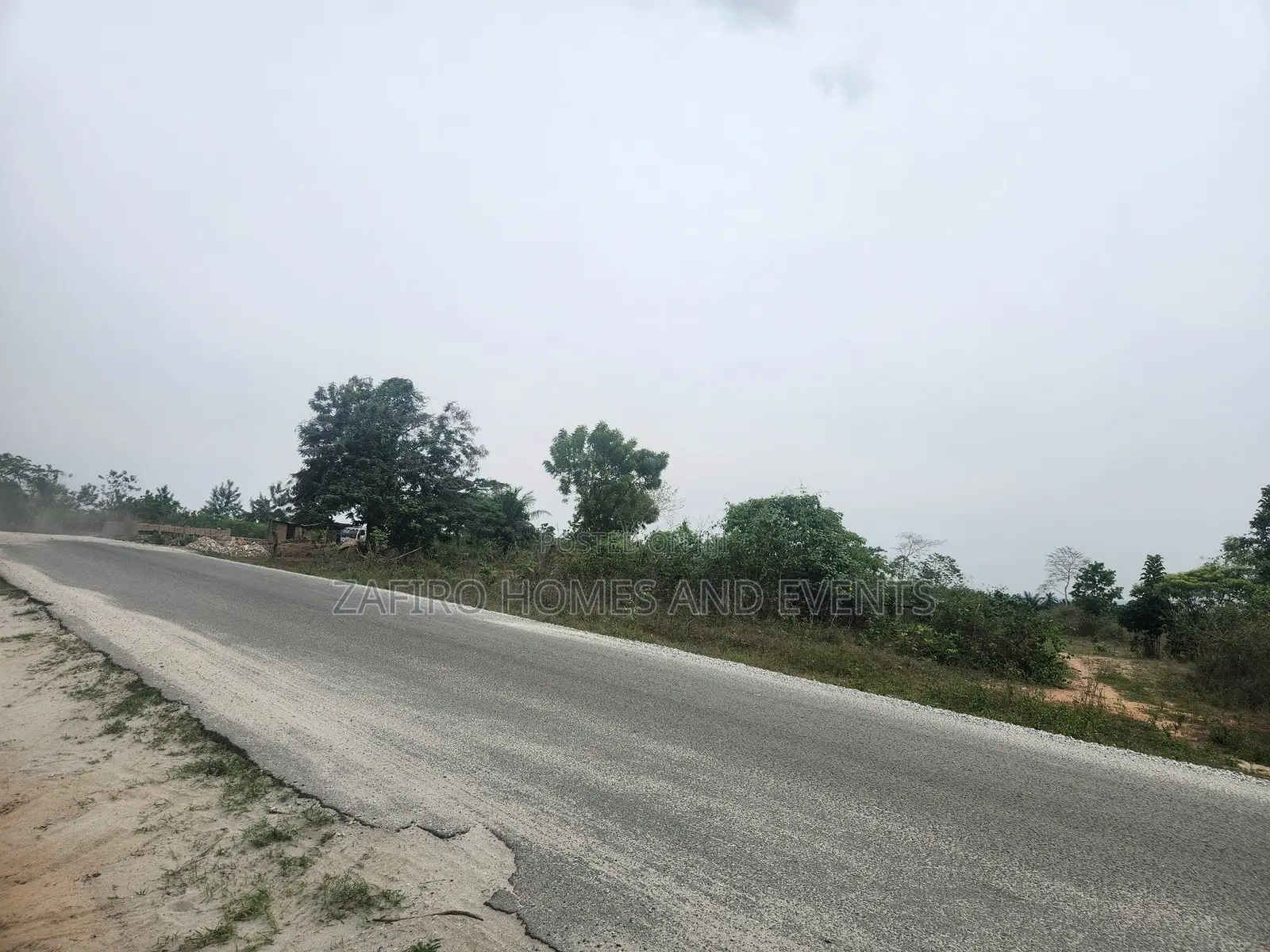 Strategic 200 Acres on Tarred Road at Ajeebo Near Lag-Ibadan Express
