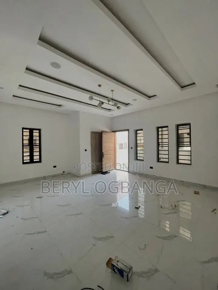4bdrm Duplex in Idado for rent