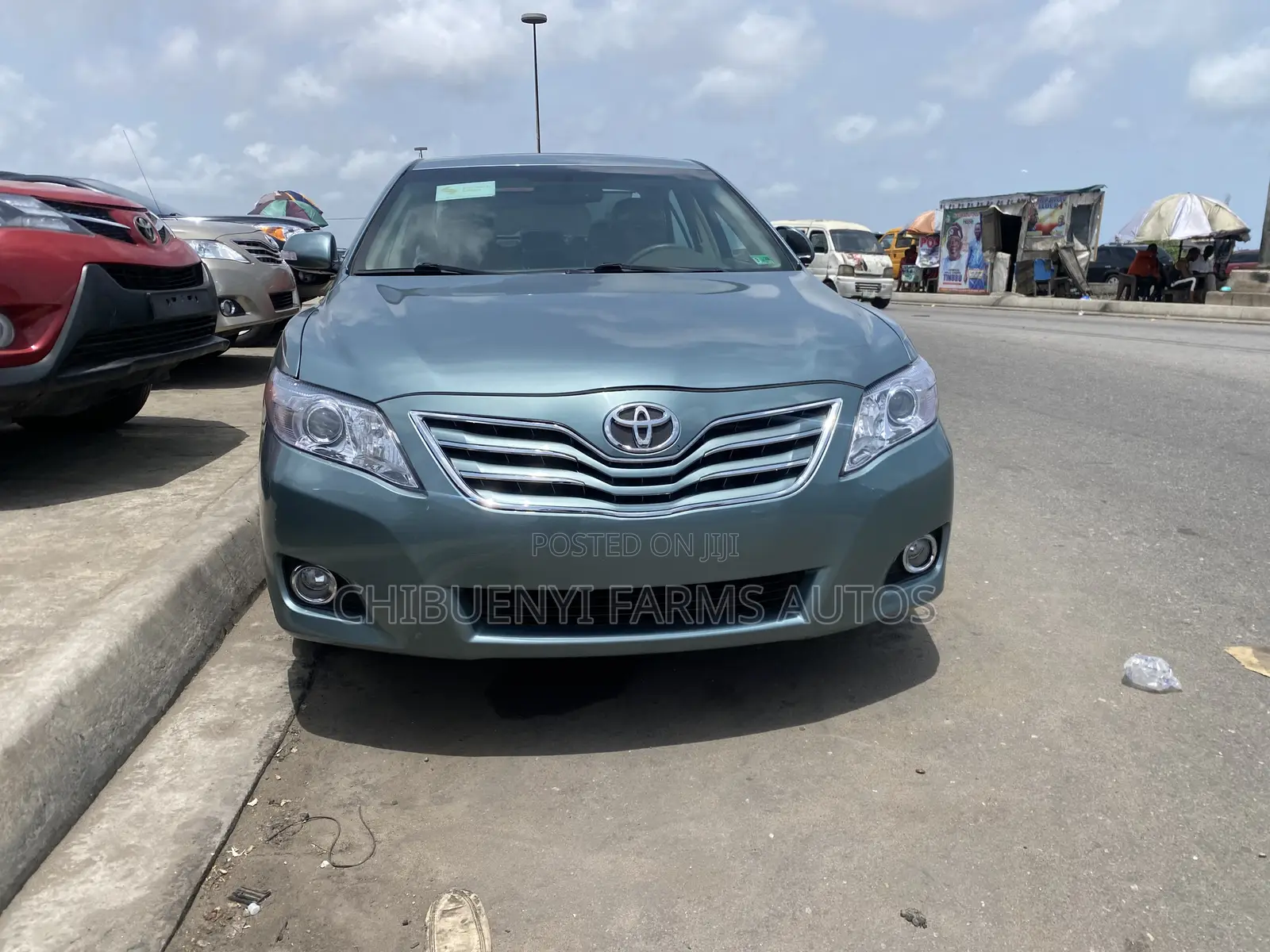 Toyota Camry XLE V6 4dr Sedan (3.5L 6cyl 6A) 2011 Green