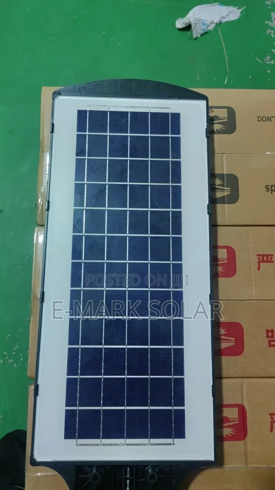 300watts Solar Street Light All in One With 1 Years Warranty and Very
