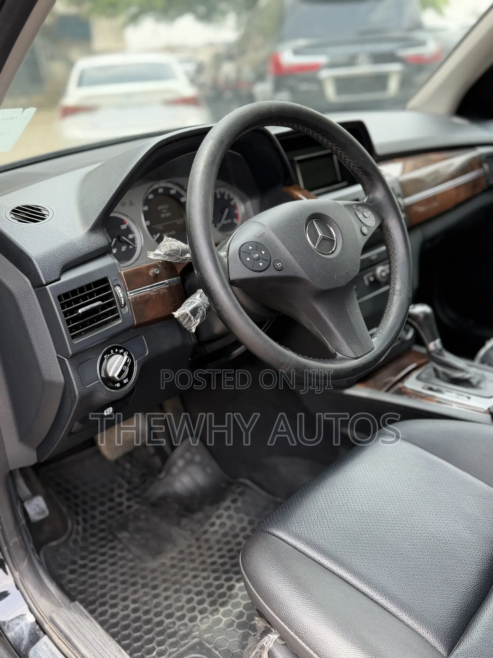 Mercedes-Benz GLK-Class 350 2010 Black