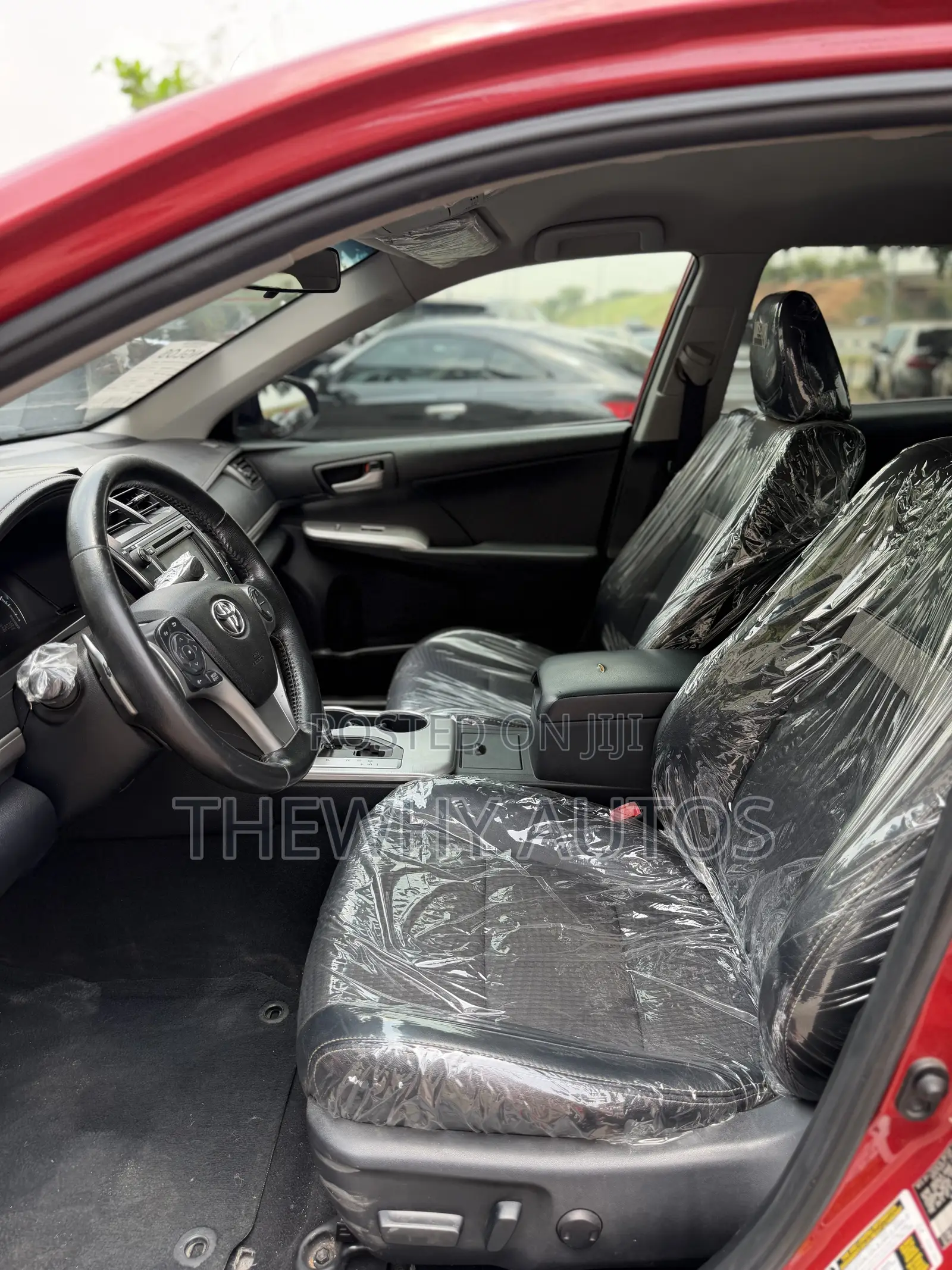 Toyota Camry SE 4dr Sedan (2.5L 4cyl 6A) 2012 Red