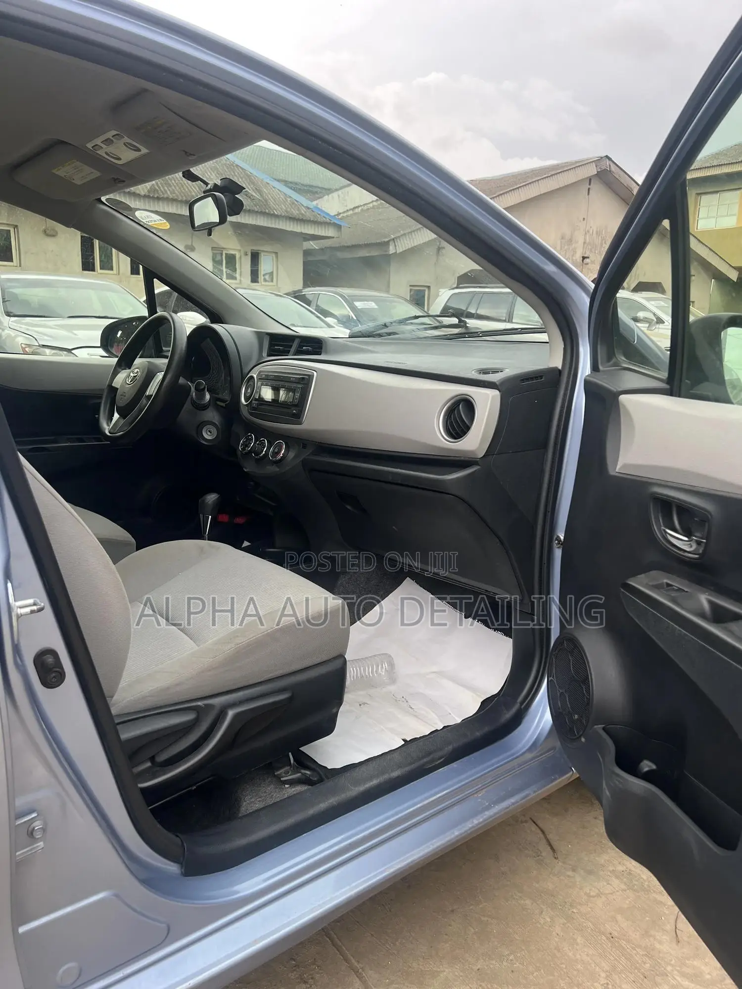 Toyota Vitz 2012 Blue