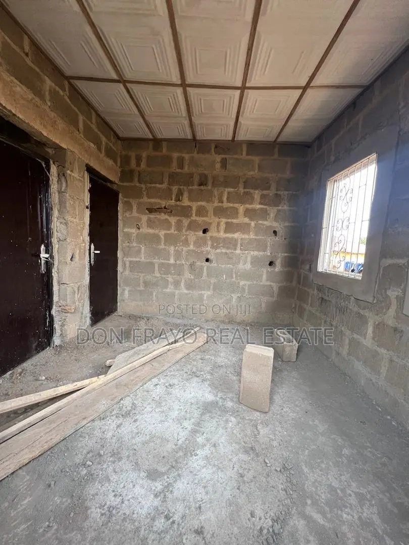 2 Beds + 1 Bed Bungalow At Fatumo Erunmu Olodo Area Ibadan