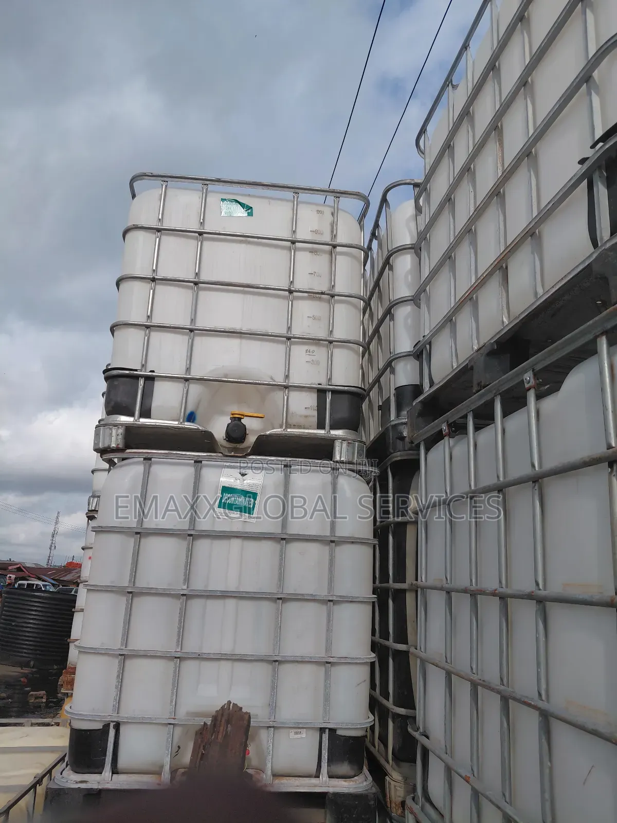 1000 Liters Tote Tank