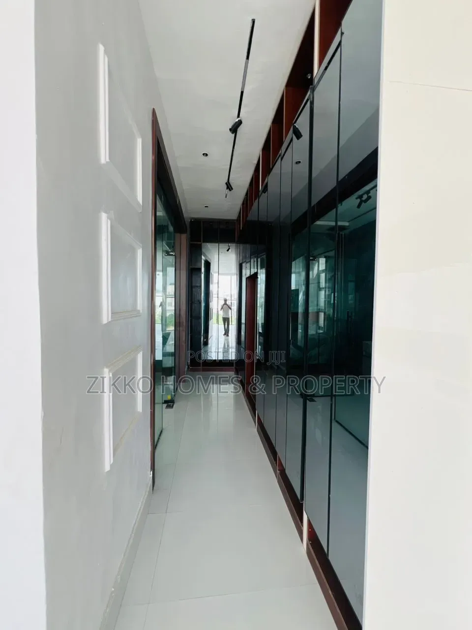 5bdrm Duplex in Ajah, Lekki for sale