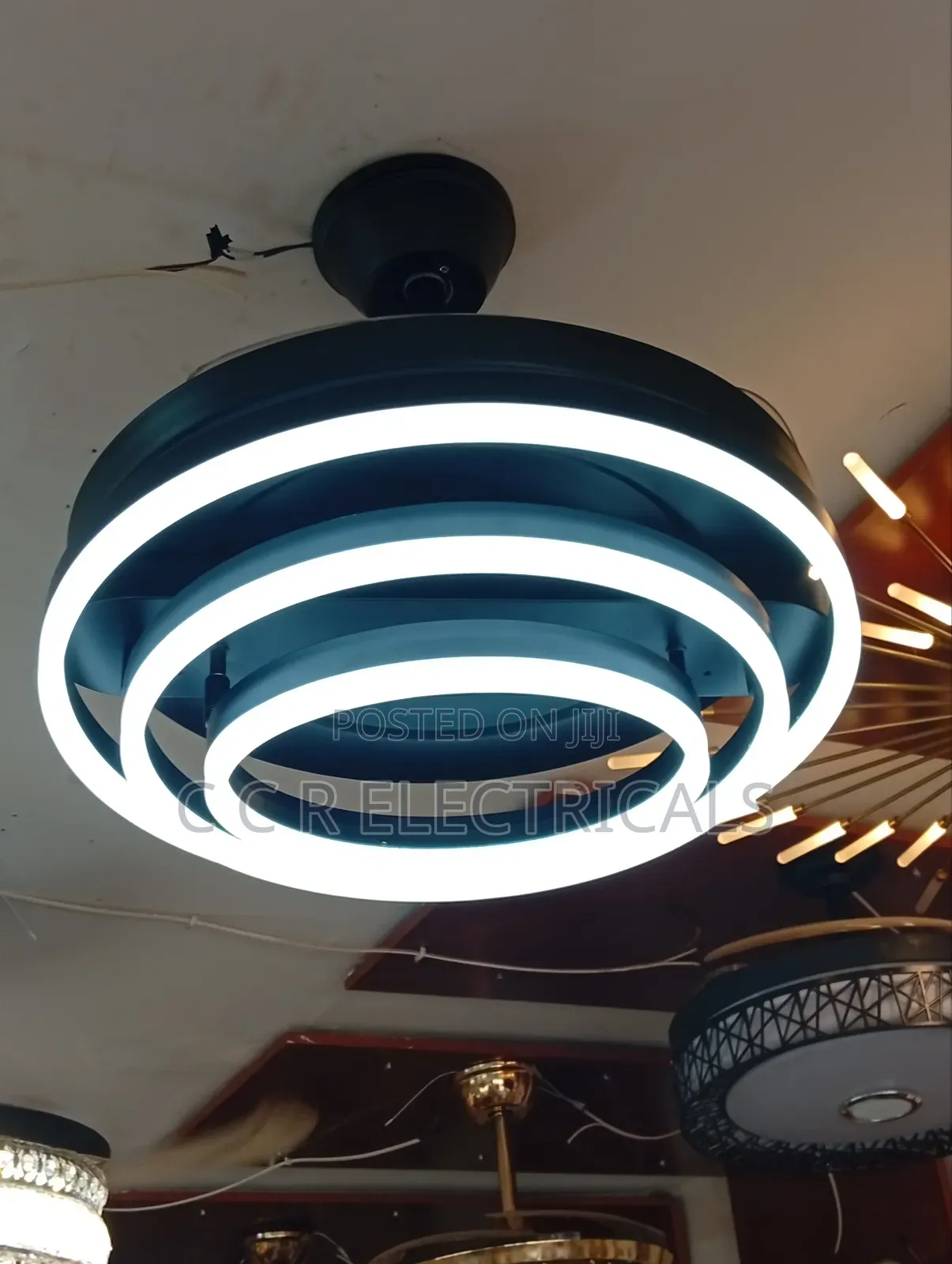 Fan Chandelier Lights With Bluetooth Speakers