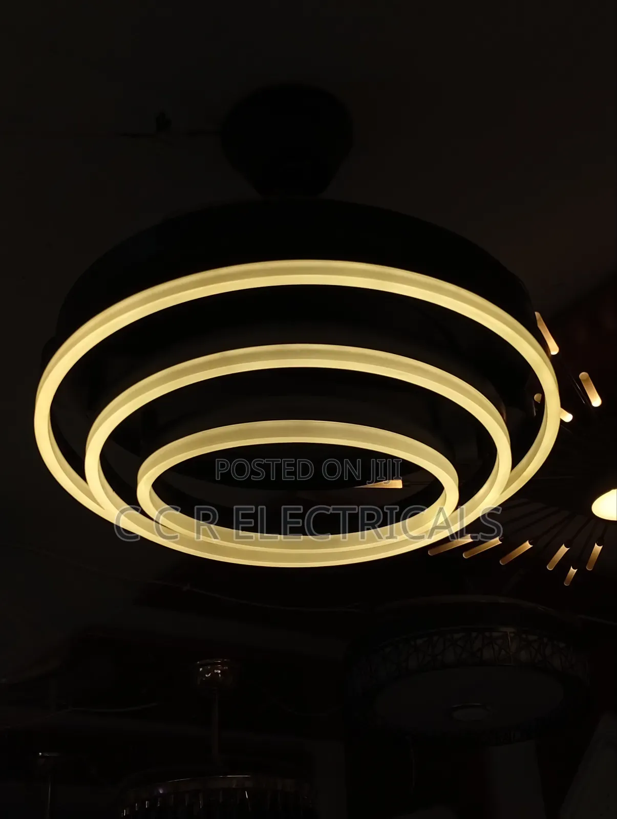 Fan Chandelier Lights With Bluetooth Speakers