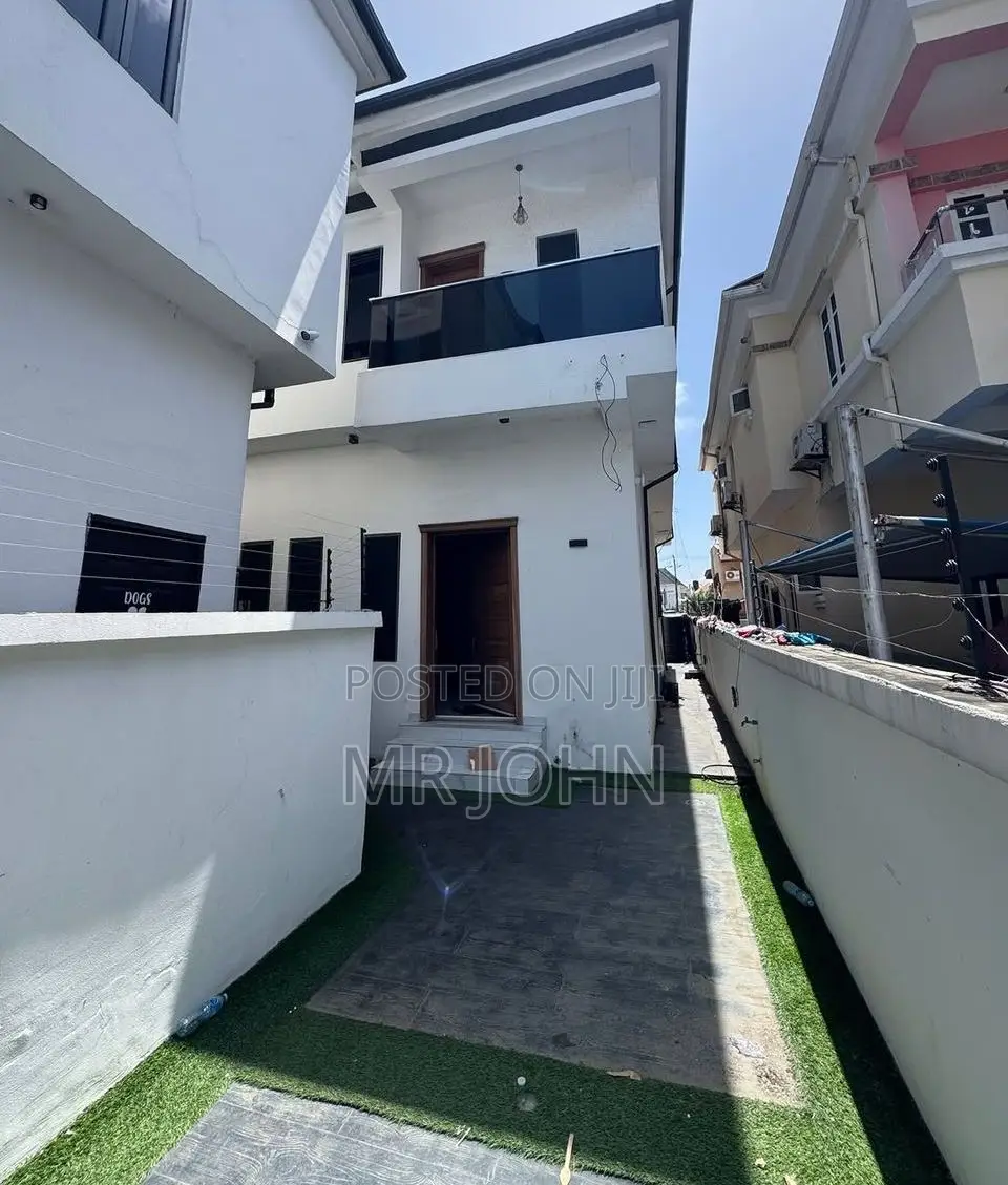 4bdrm House in Idado Owo Pr, Lekki for rent
