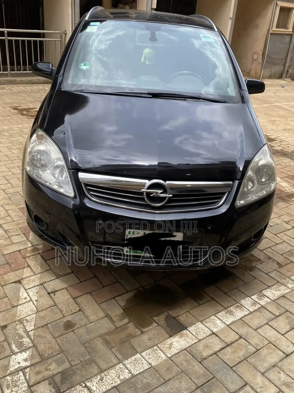 Opel Zafira 2.0T OPC 2010 Black