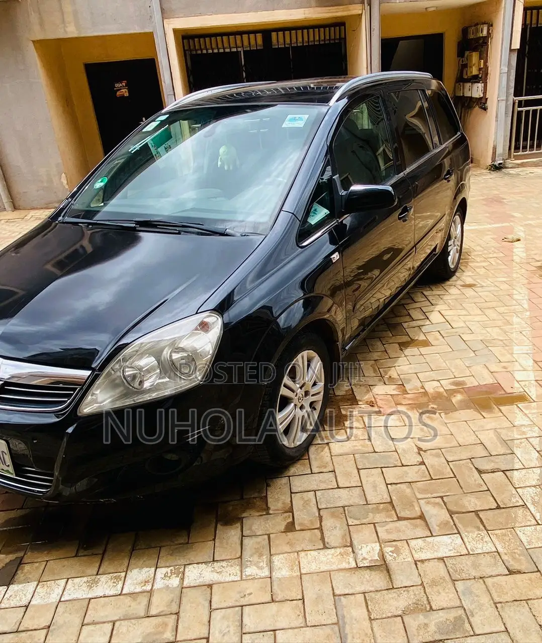 Opel Zafira 2.0T OPC 2010 Black