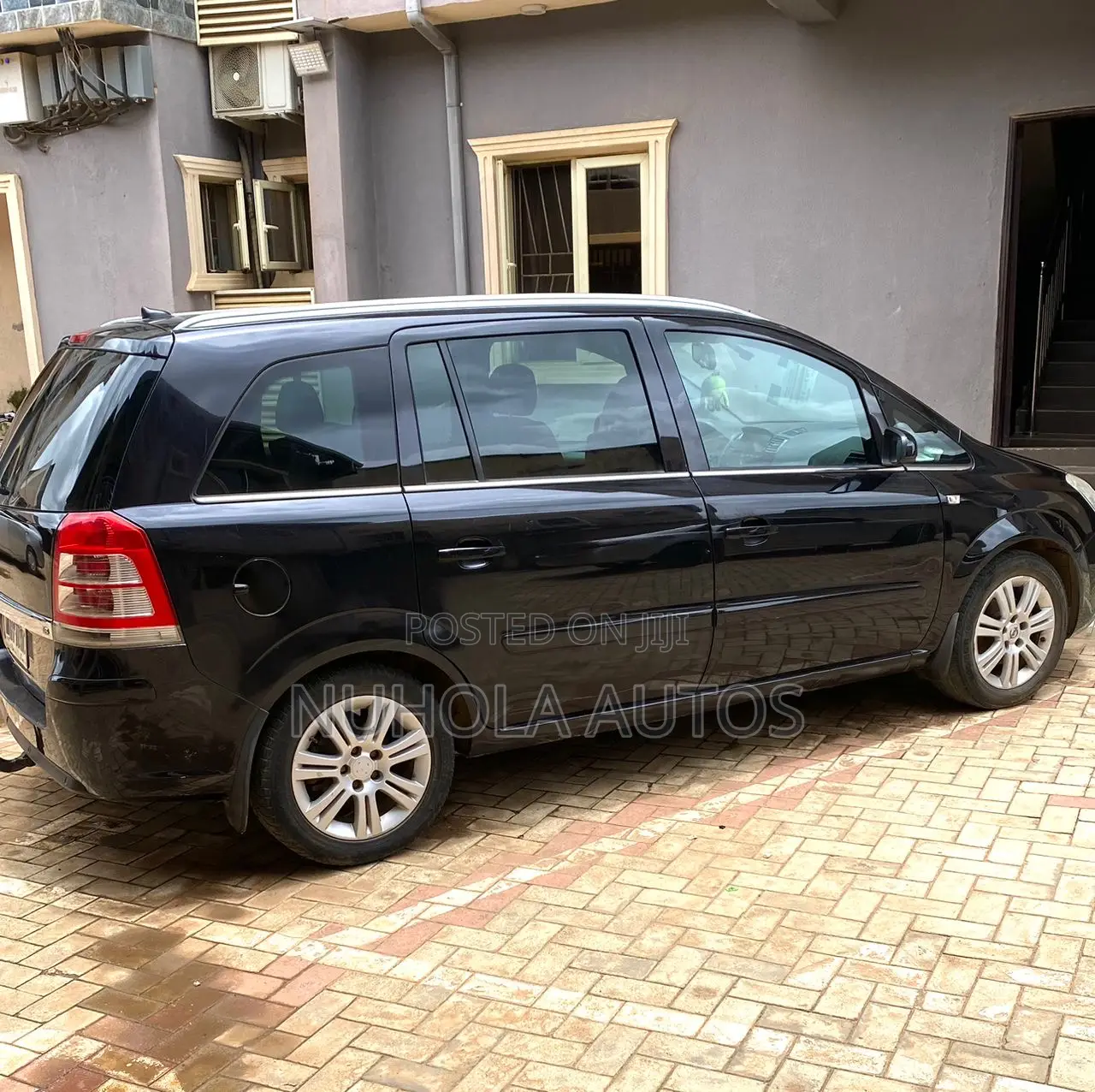 Opel Zafira 2.0T OPC 2010 Black