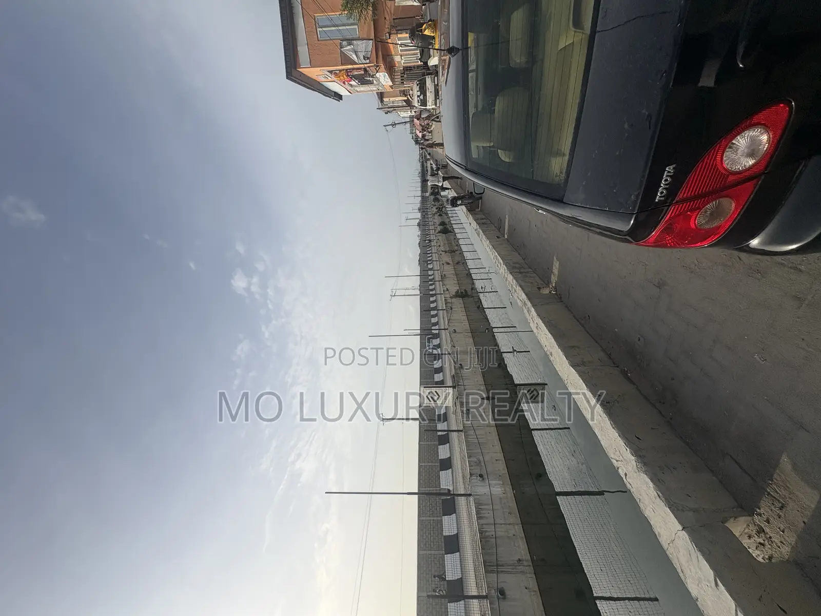 698.676sqm of Dry Land for Sale
