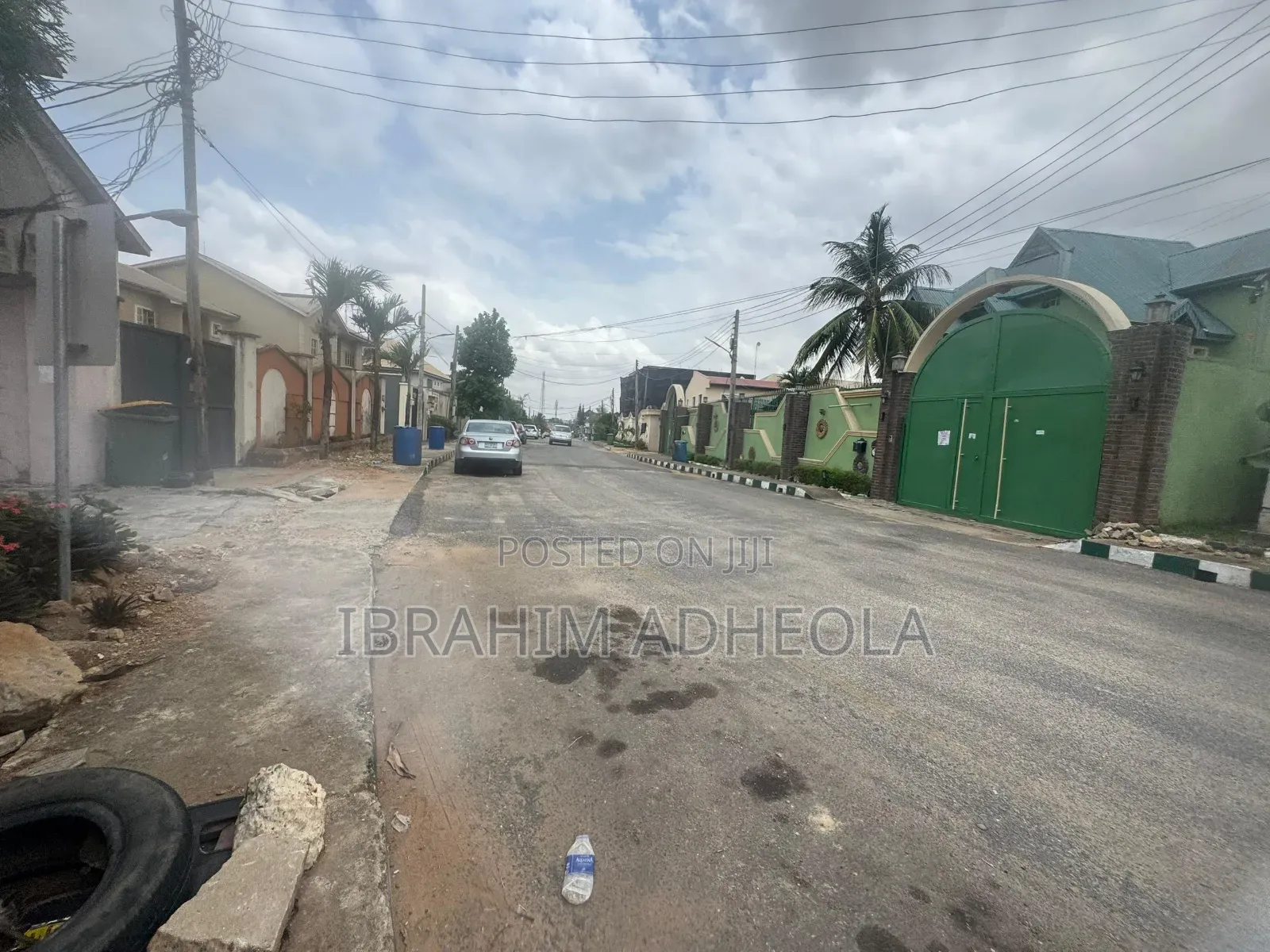 Land Measuring 1200sqm With a Demolishable Structure