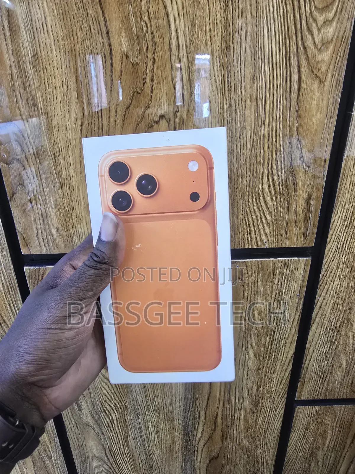 New Apple iPhone 17 Pro Max 256 GB Orange