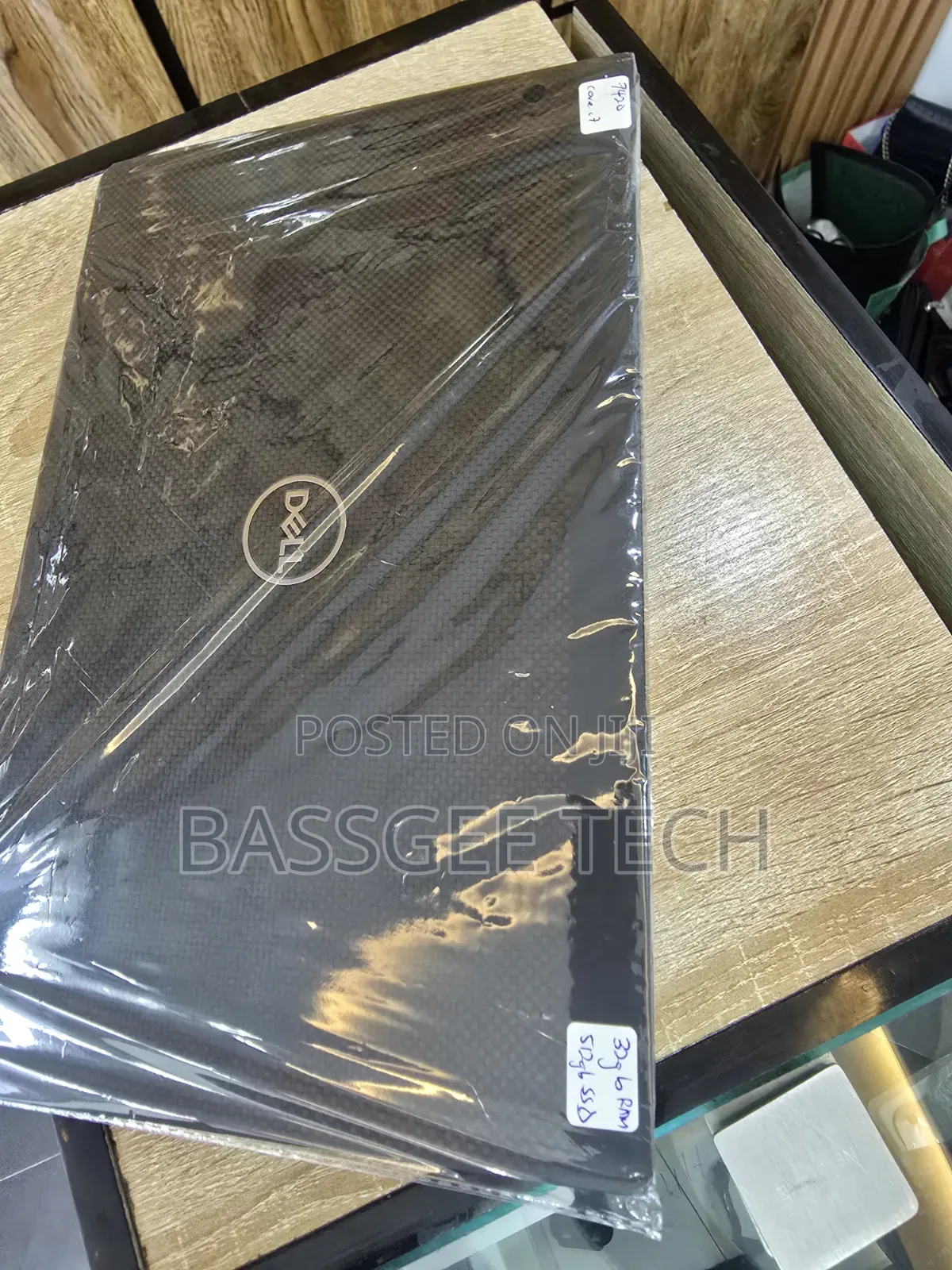 Laptop Dell Latitude 7420 32GB Intel Core i7 SSD 512GB