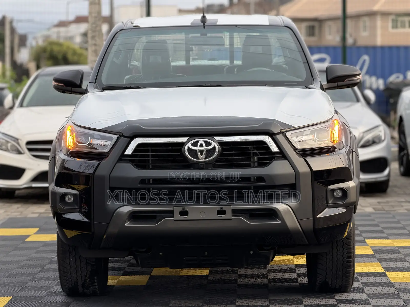 New Toyota Hilux 2025 Black