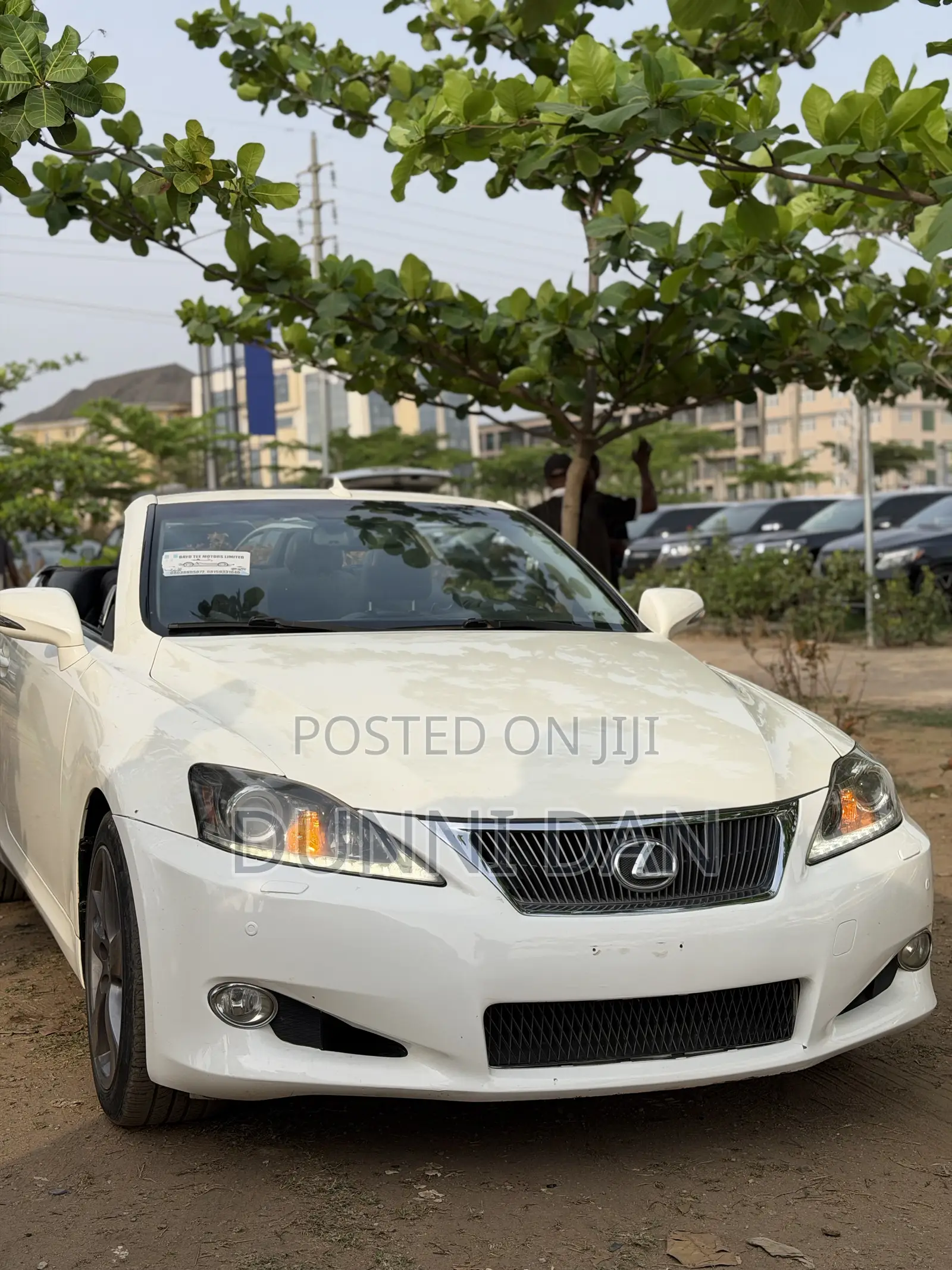 Lexus IS 250 C Automatic 2011 White