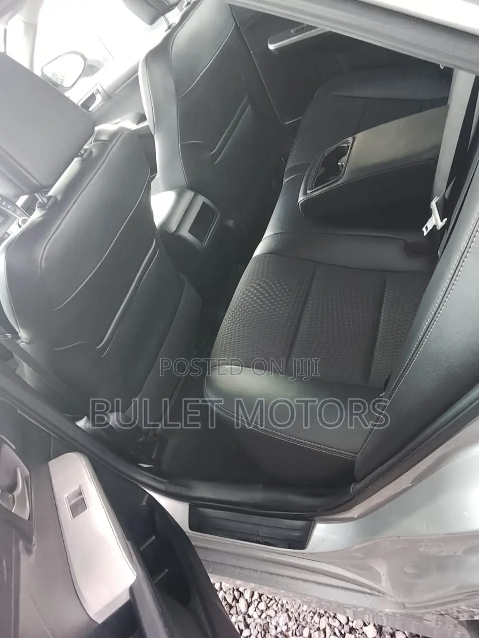 Toyota Camry SE 4dr Sedan (2.5L 4cyl 6A) 2013 Silver