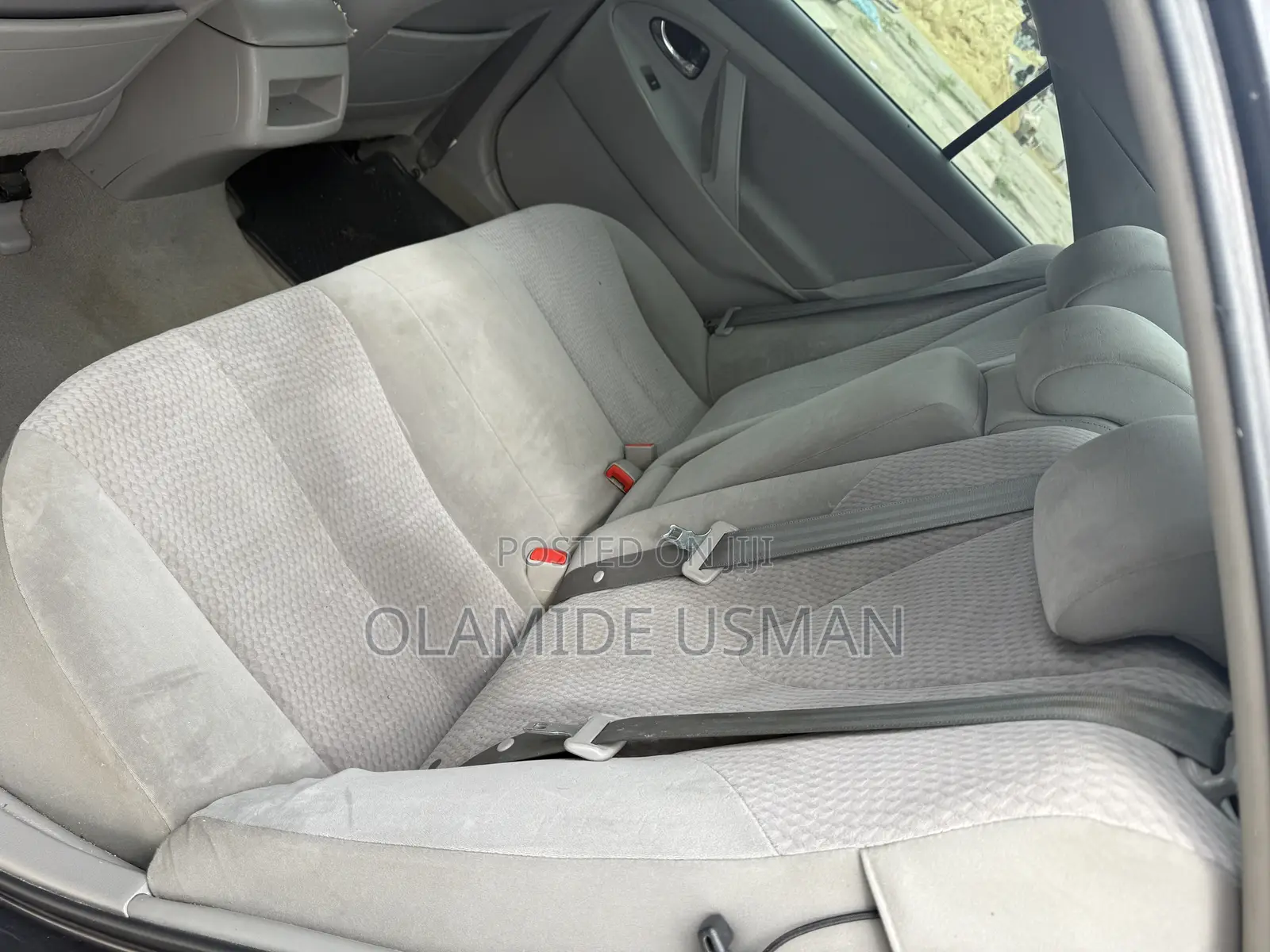 Toyota Camry LE 4dr Sedan (2.5L 4cyl 6A) 2011 Gray