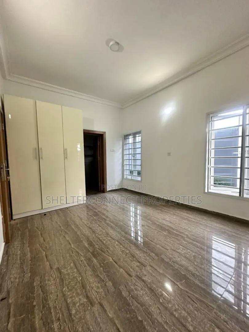 3bdrm Apartment in Ikoyi S.W for rent