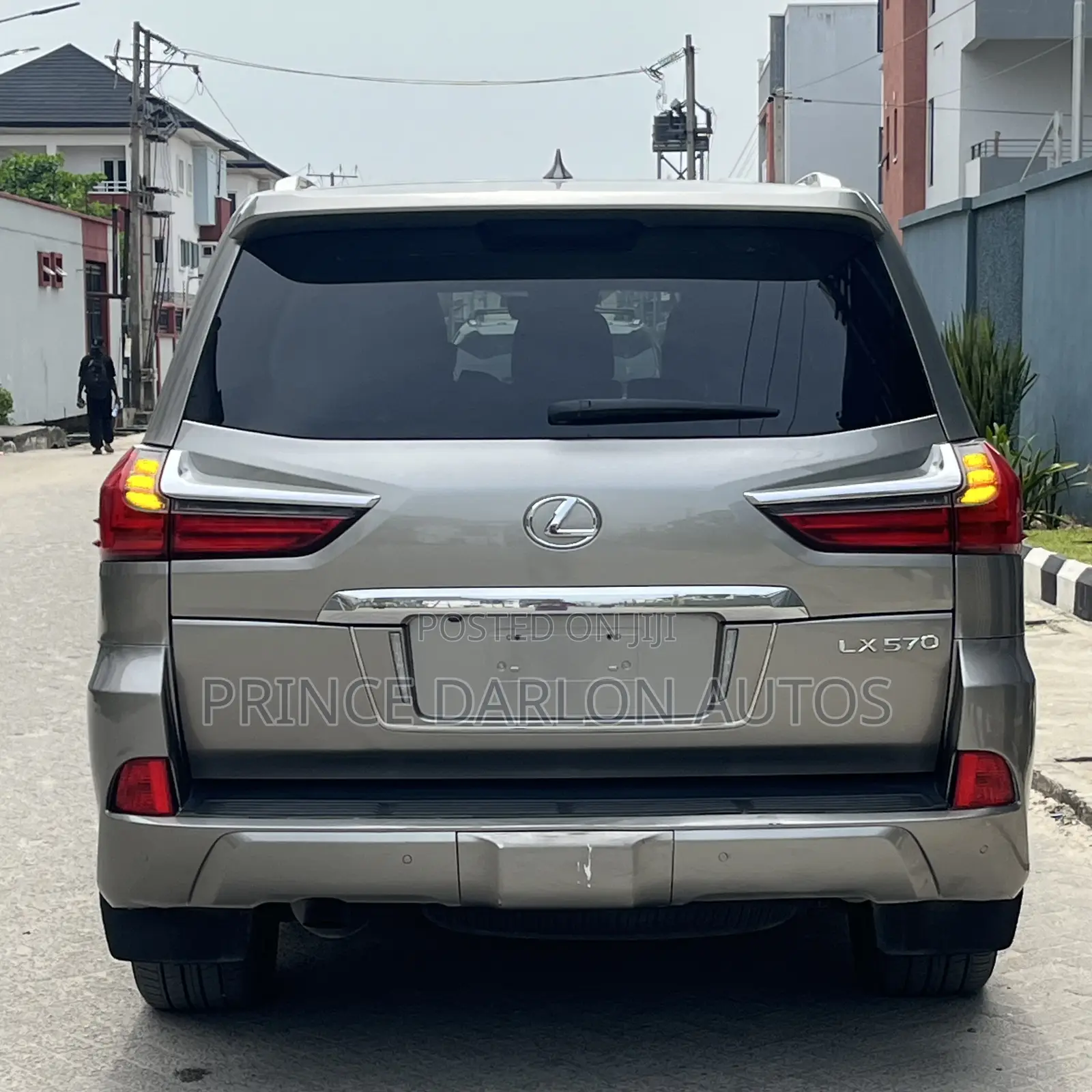 Lexus LX 570 AWD 2017 Silver