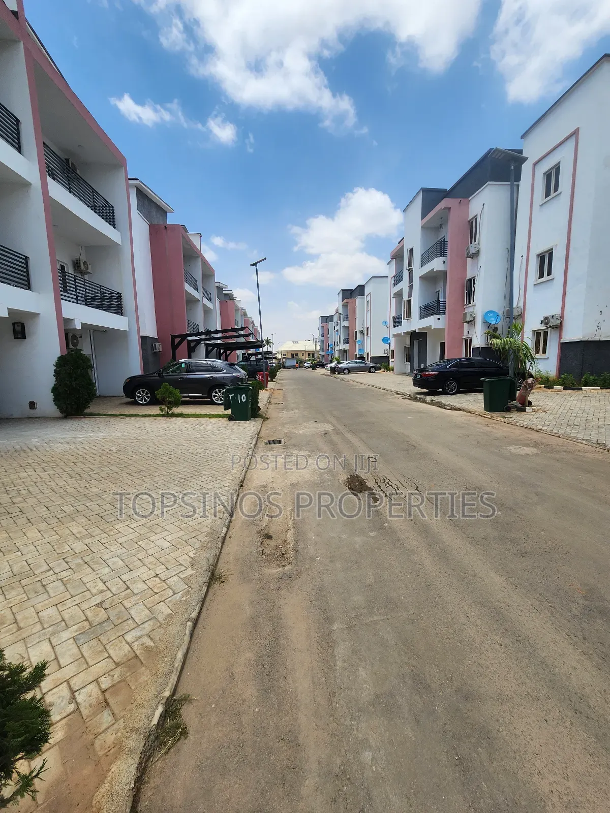 3bdrm Block of Flats in Dawaki for rent