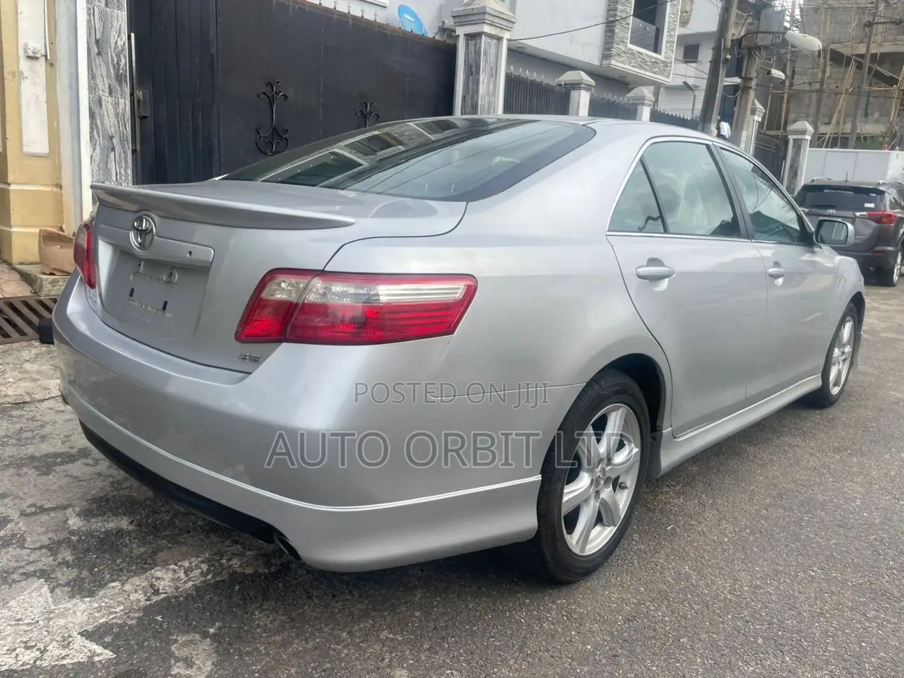 Toyota Camry SE V6 4dr Sedan (3.5L 6cyl 6AM) 2009 Silver
