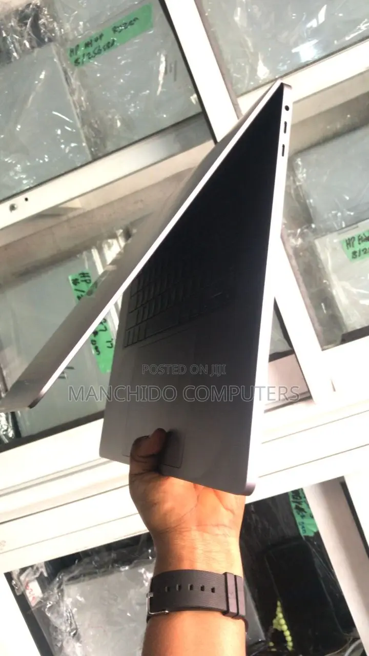 Laptop Apple MacBook Pro 2019 16GB Intel Core i7 SSD 512GB