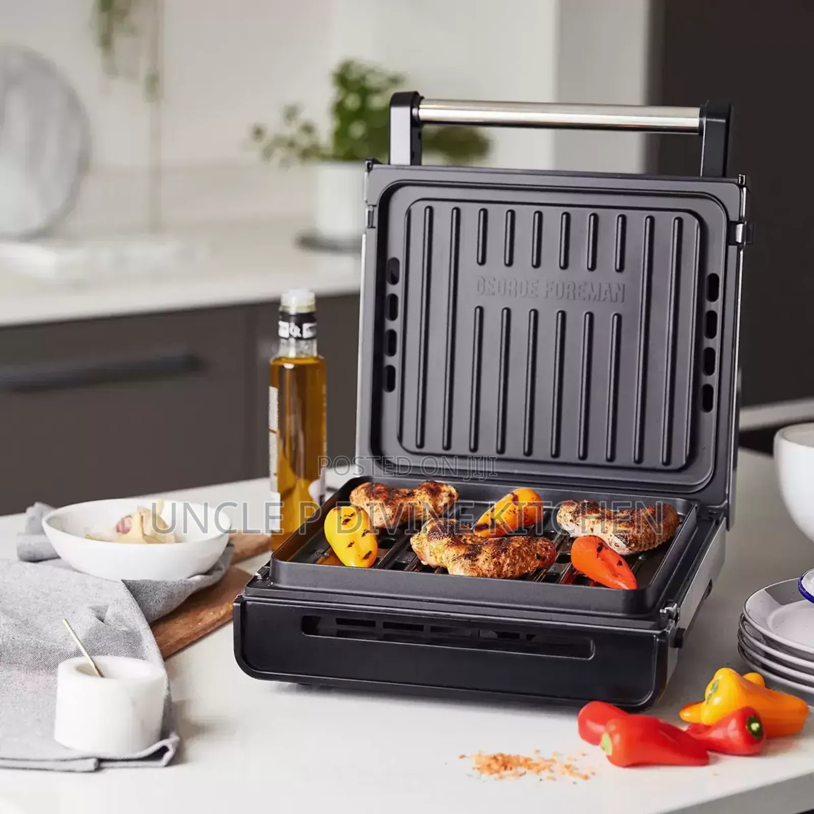 George Foreman Smokeless Grill Medium, Model 28000, 1500w and It's