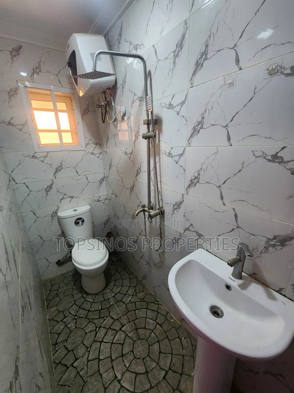1bdrm Block of Flats in Dawaki for rent