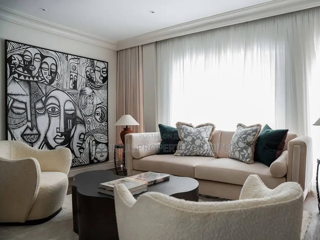 Furnished 3bdrm Apartment in Lekki Phase 1 for rent