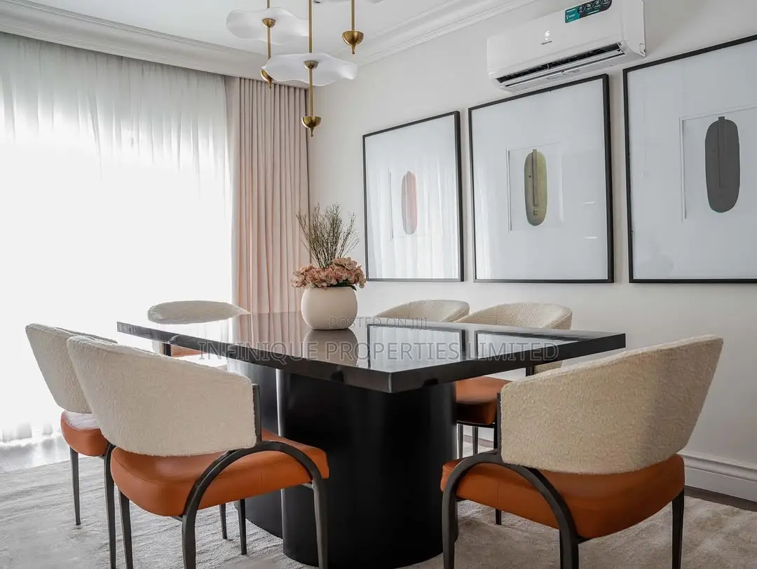 Furnished 3bdrm Apartment in Lekki Phase 1 for rent