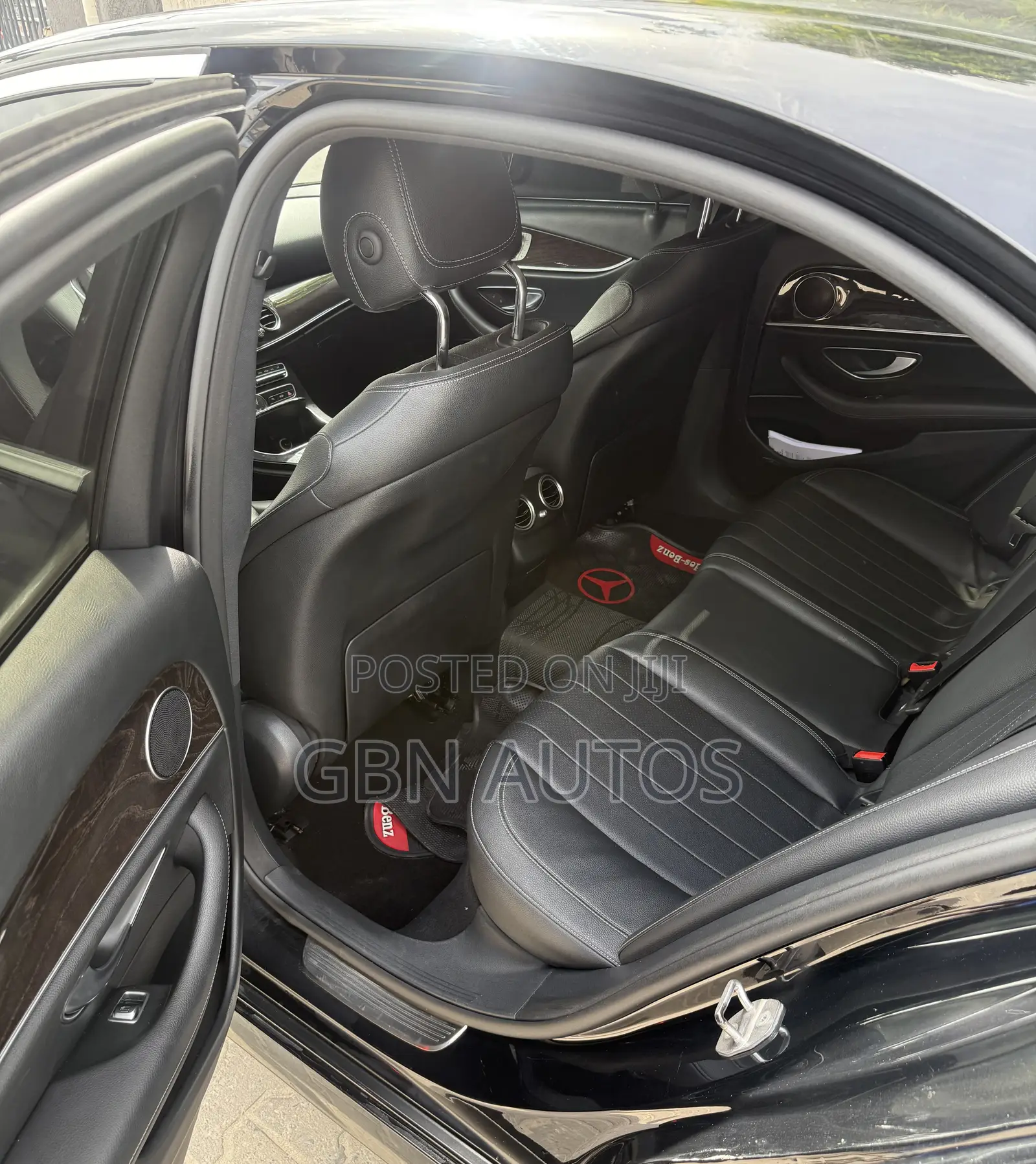 Mercedes-Benz E300 2018 Black