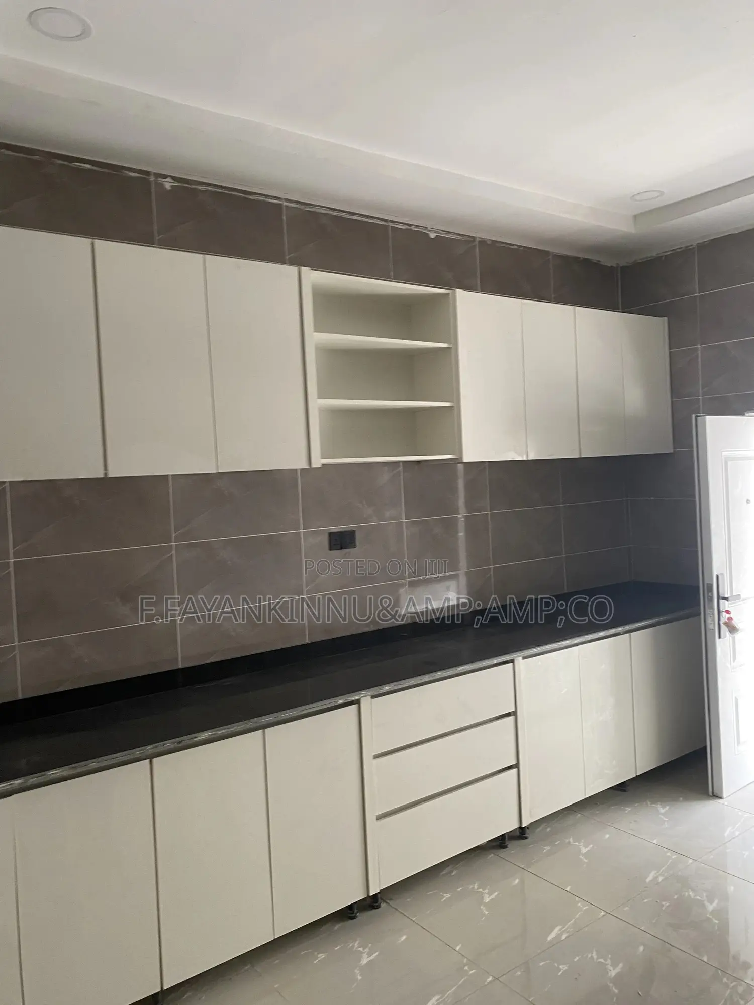 3bdrm Apartment in Lugbe District for rent