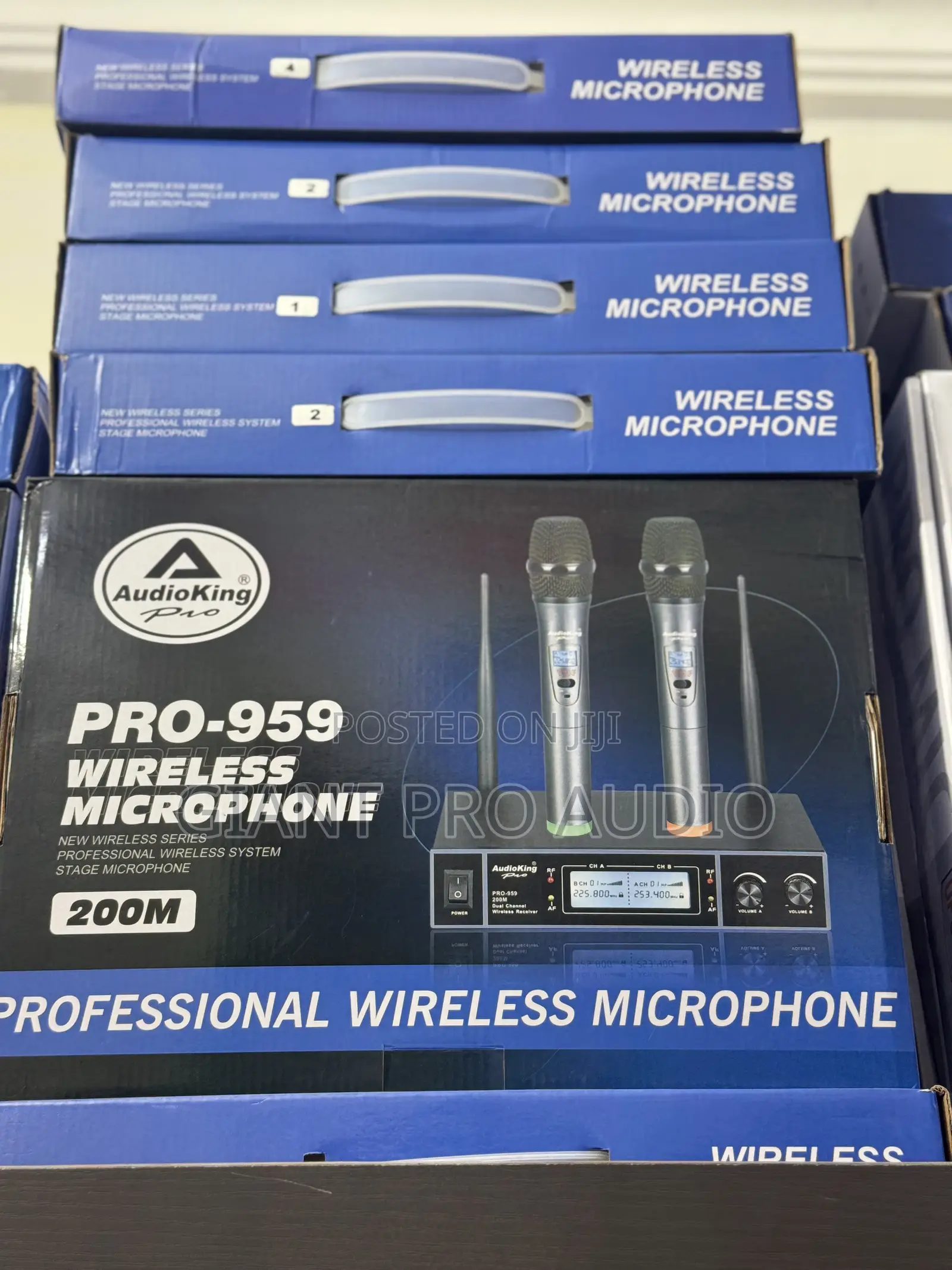 Audio King Pro-959 Wireless Microphone System